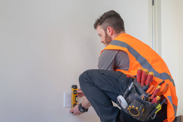Best Affordable Emergency Electrician  in Inver Grove Heights, MN